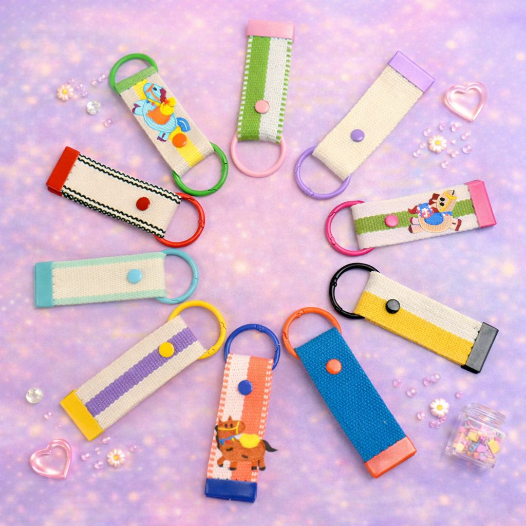 Short canvas keychain